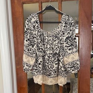 Christian Siriano Black Floral Blouse with Cream Accents